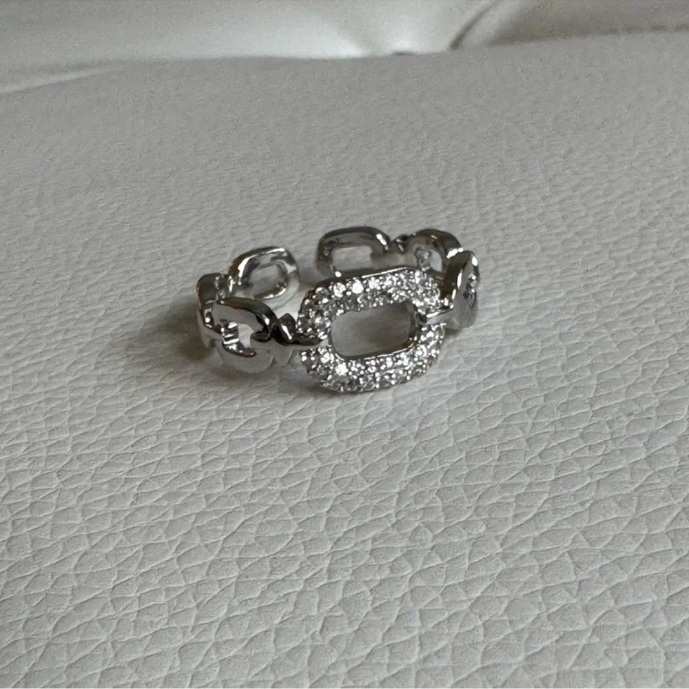 Silver Pave Link Ring Hollow Chain style Adjustable Sparkling Ring New